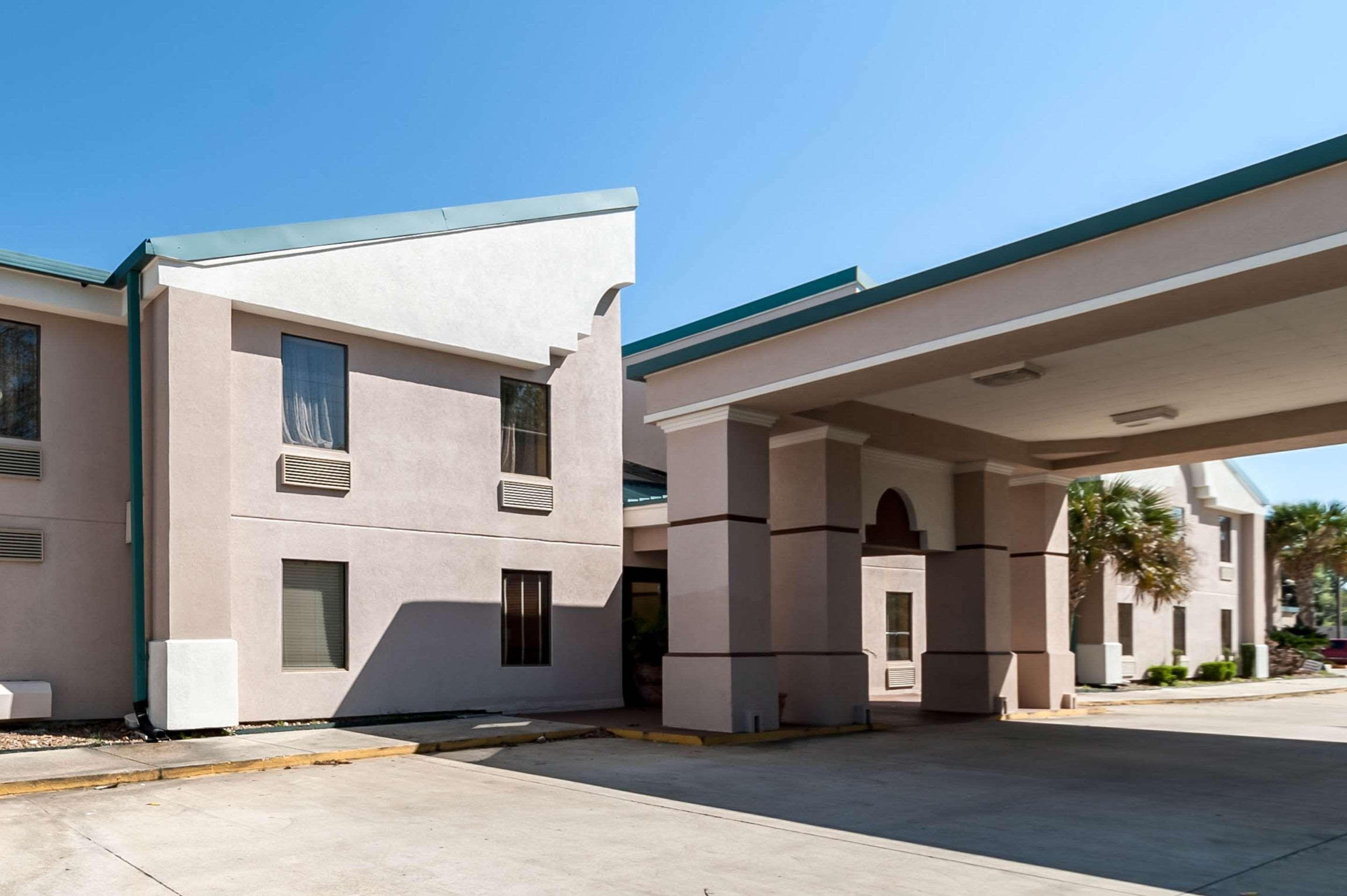 Quality Inn & Suites Лафайет Екстериор снимка
