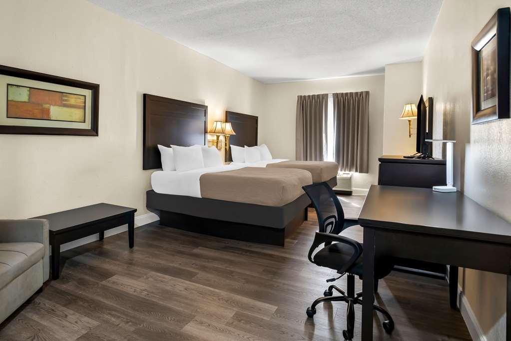 Quality Inn & Suites Лафайет Стая снимка