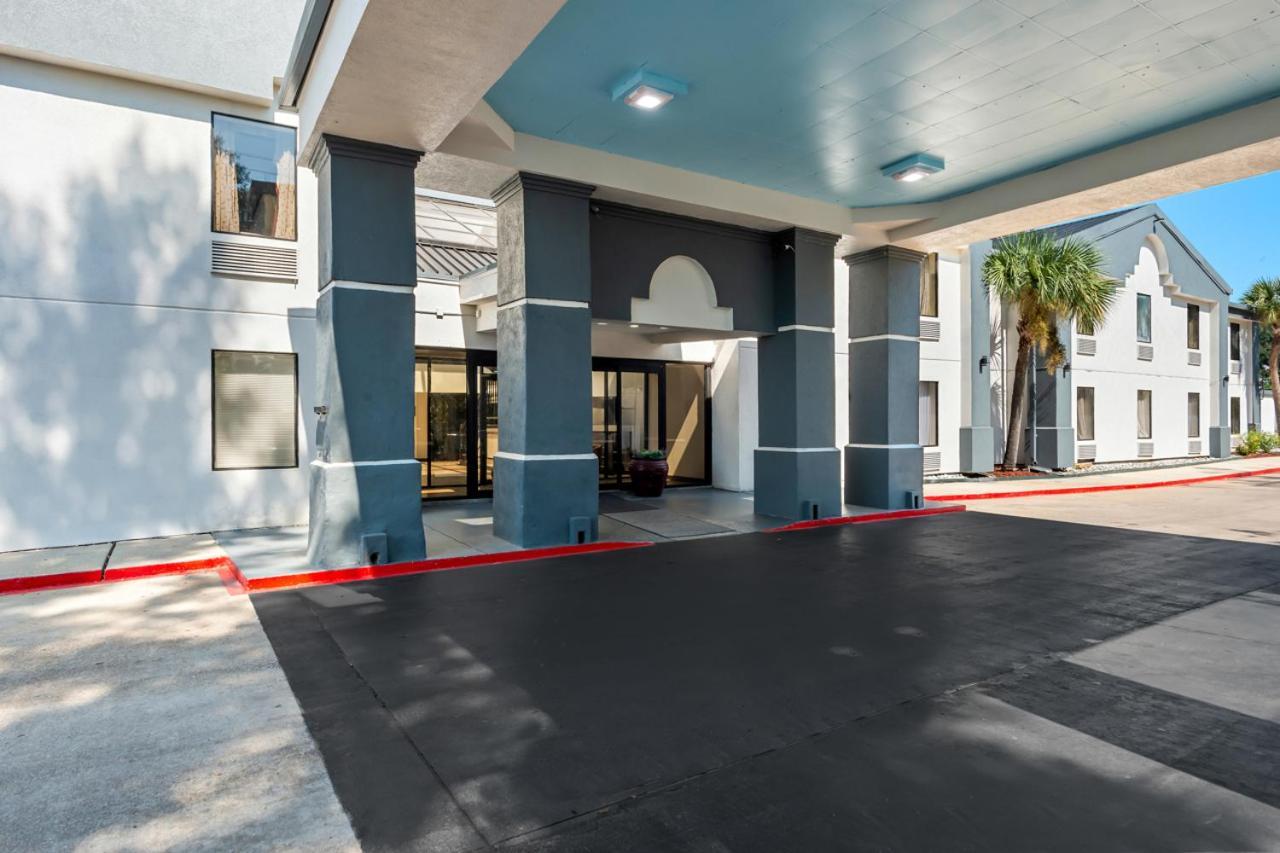 Quality Inn & Suites Лафайет Екстериор снимка